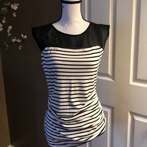 WHite House Black Market Women’s S striped tee